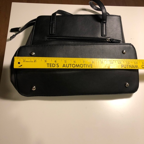 Mia and Luca handbag - Picture 9 of 9